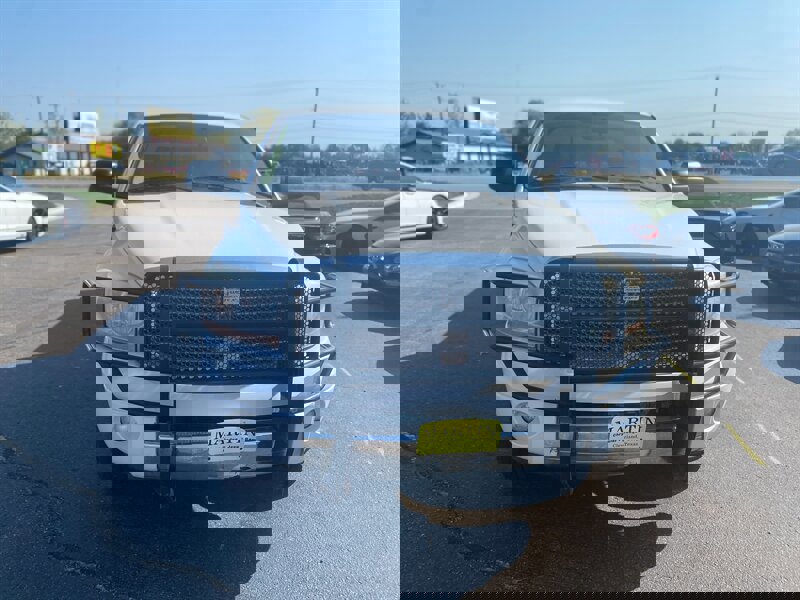 Used 2006 Dodge Ram 3500 Truck Laramie image 3