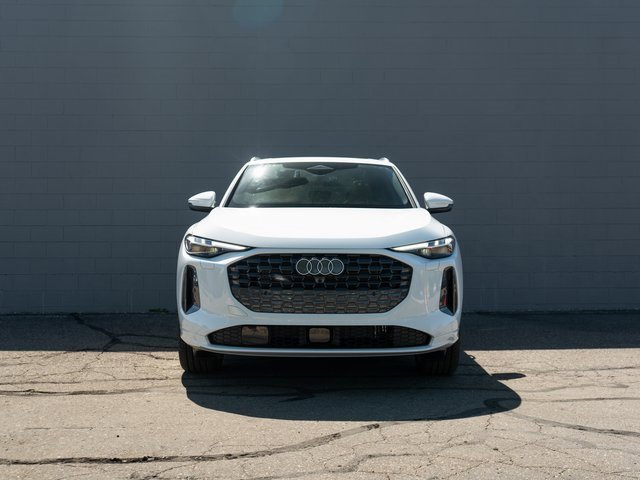 New 2025 Audi Q5 Premium Plus image 2