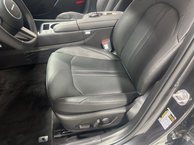 New 2025 Hyundai Sonata Limited image 7