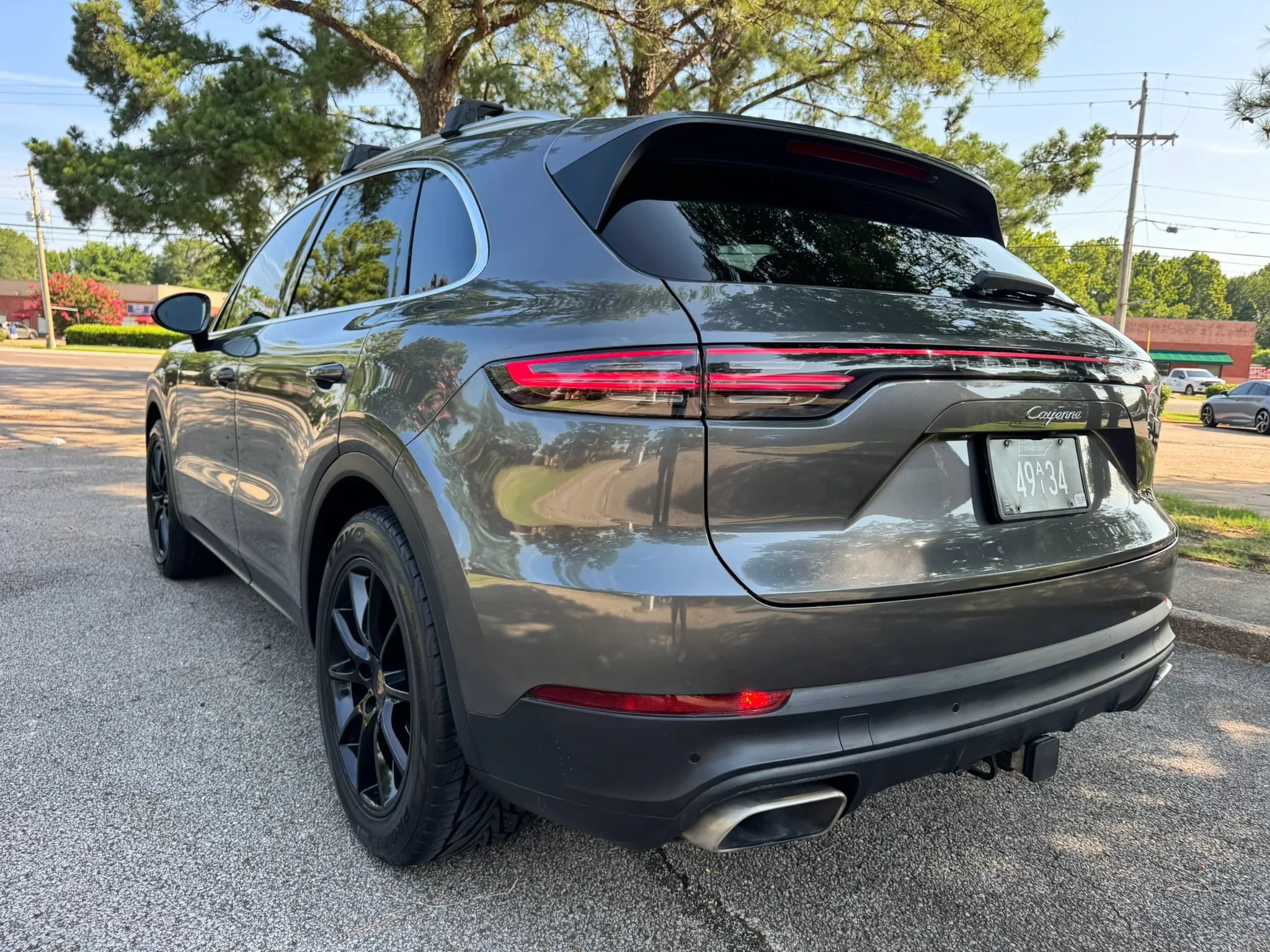 Used 2019 Porsche Cayenne AWD/4WD image 6