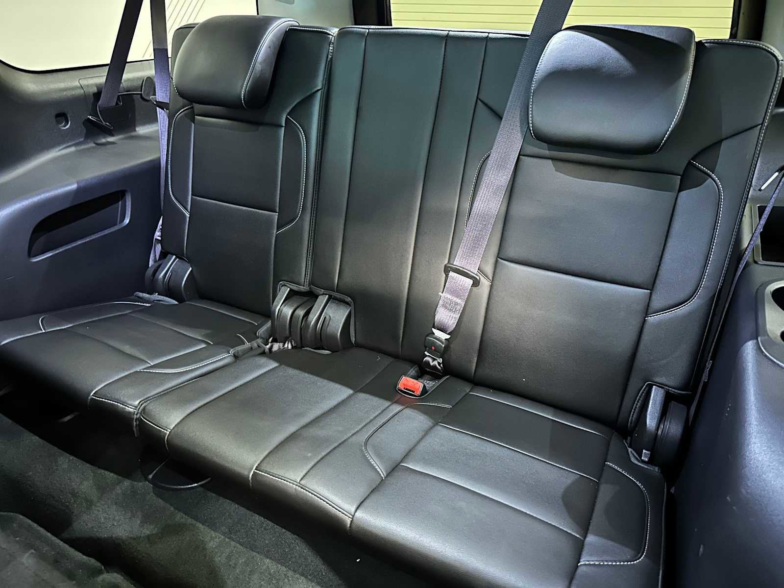Used 2015 Chevrolet Suburban LT w/ Luxury Package AWD/4WD image 41