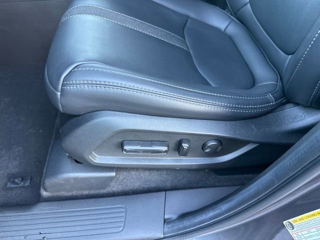 Used 2025 Honda Pilot EX-L image 11