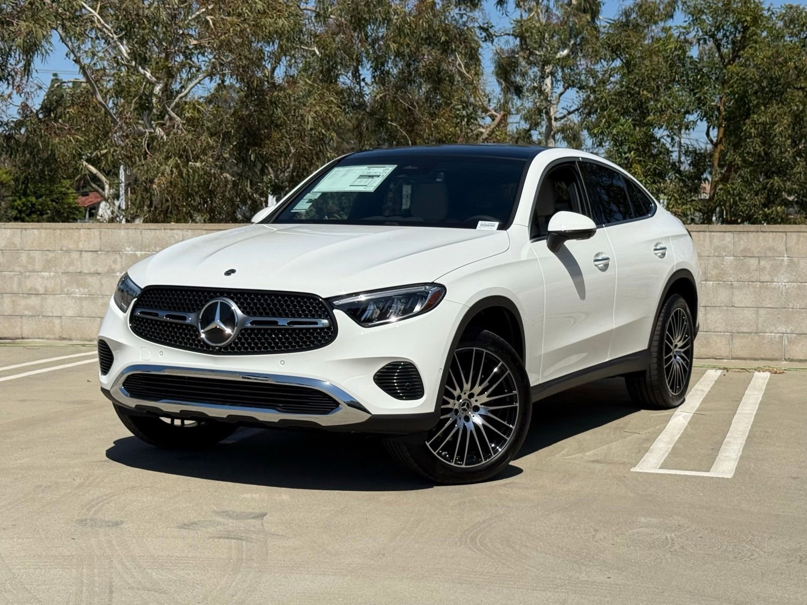 New 2026 Mercedes-Benz GLC 300 4MATIC image 2