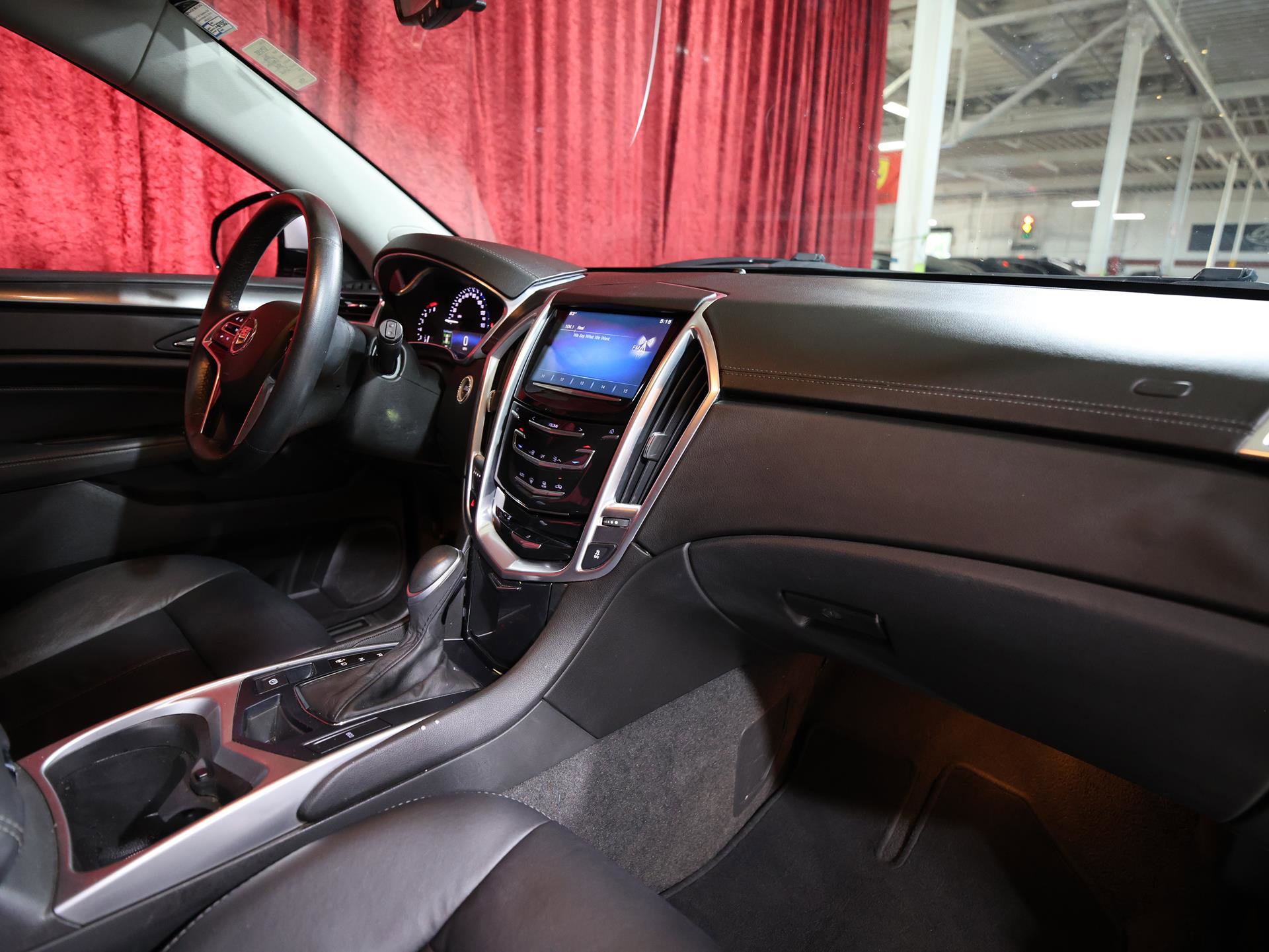 Used 2016 Cadillac SRX FWD image 21