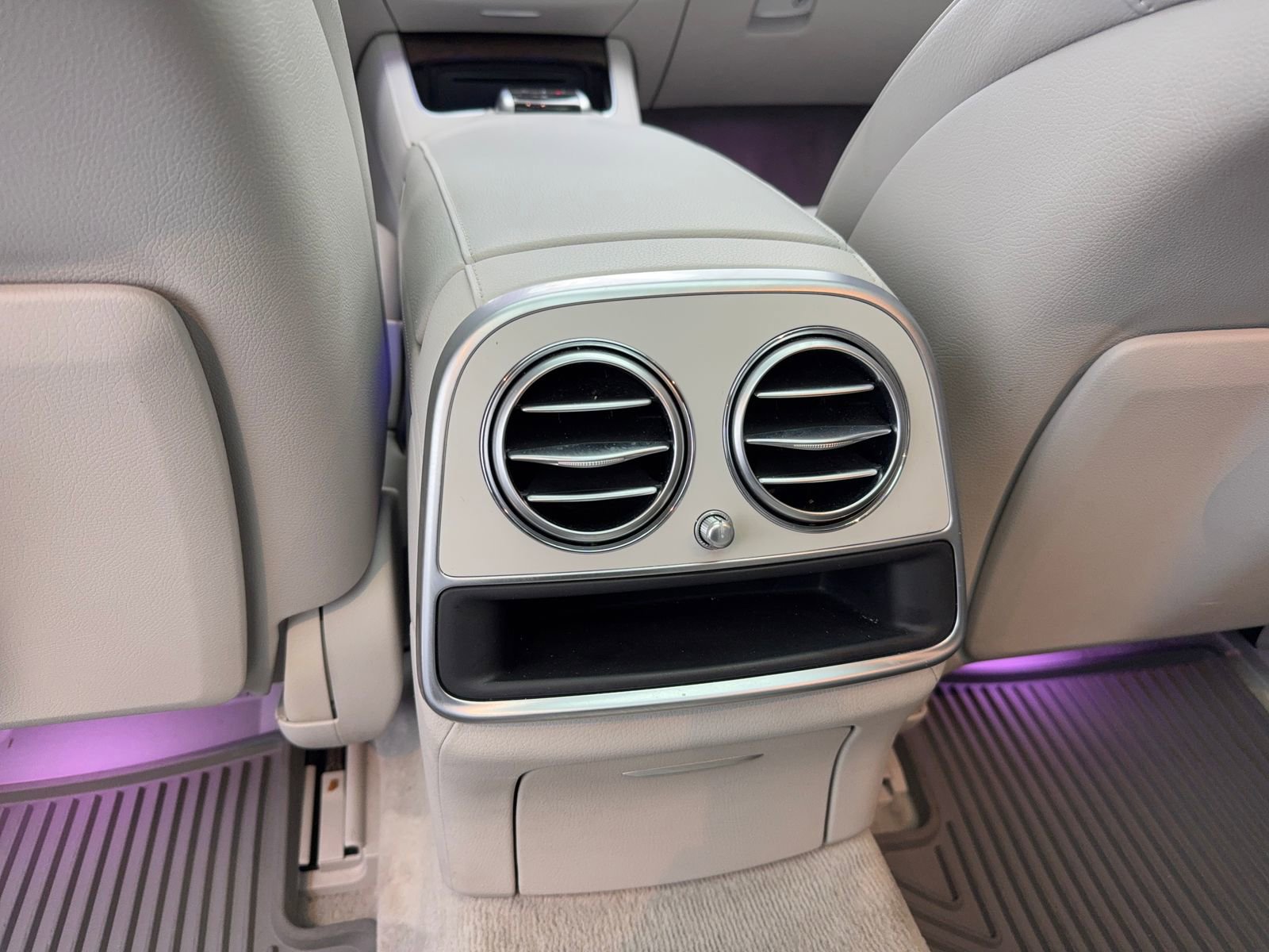 Used 2015 Mercedes-Benz S 550 Sedan image 40