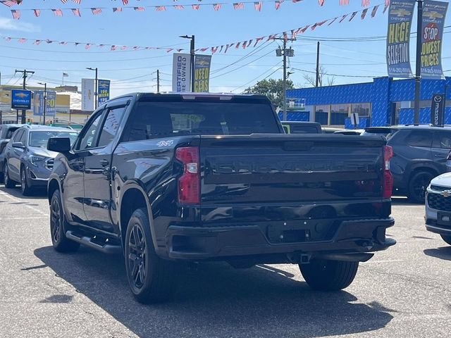 Certified 2022 Chevrolet Silverado 1500 Custom w/ LPO, Dark Essentials Package AWD/4WD image 6