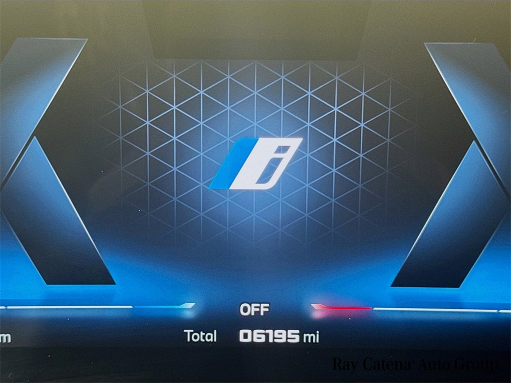 Used 2025 BMW iX M60 image 12