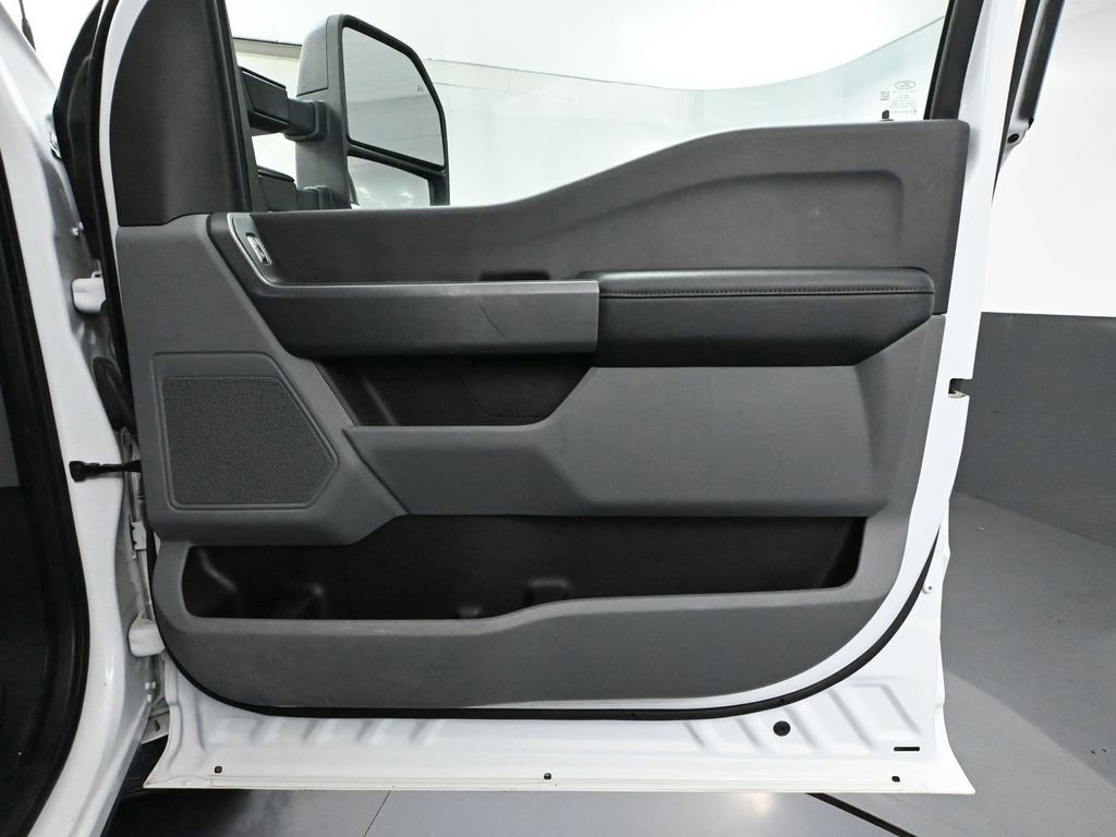 Used 2023 Ford F350 XLT w/ FX4 Off-Road Package image 43