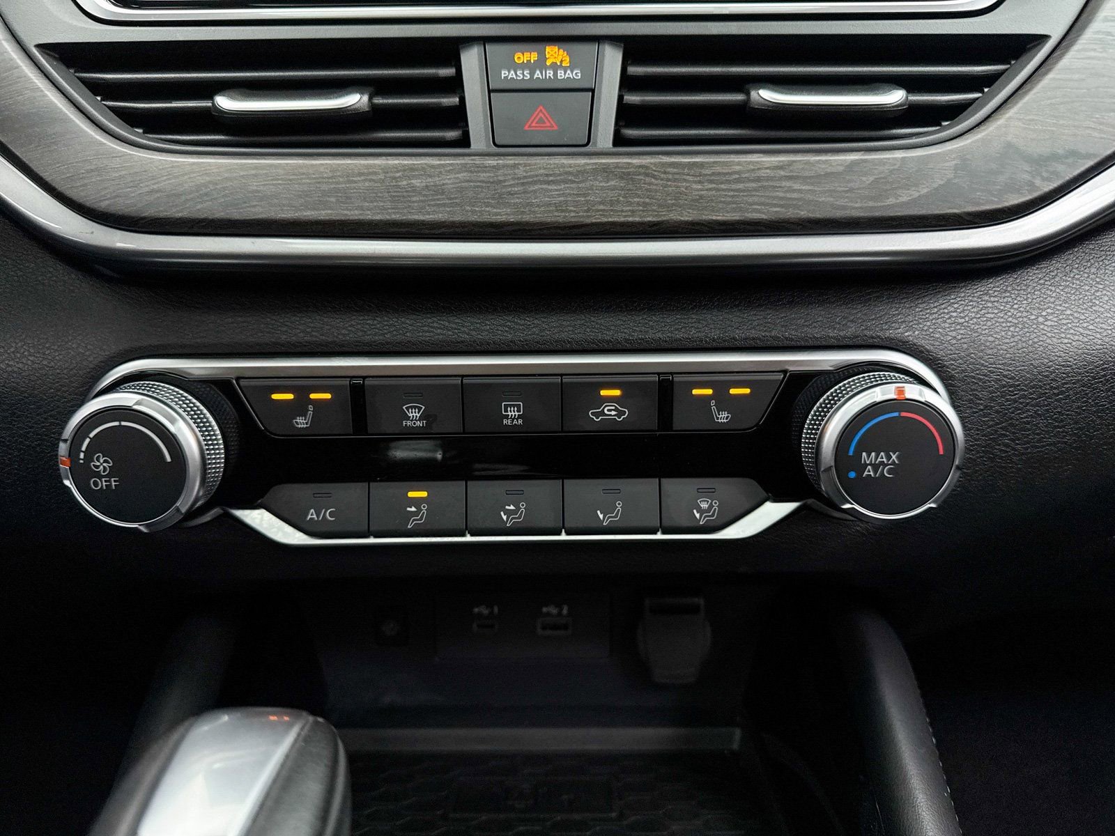 Used 2024 Nissan Altima 2.5 SV w/ SV Premium Package image 24