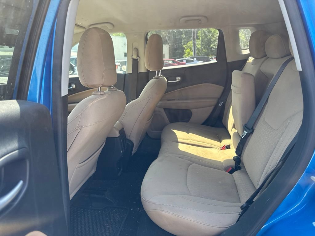 Used 2018 Jeep Compass Sport w/ Cold Weather Group AWD/4WD image 21