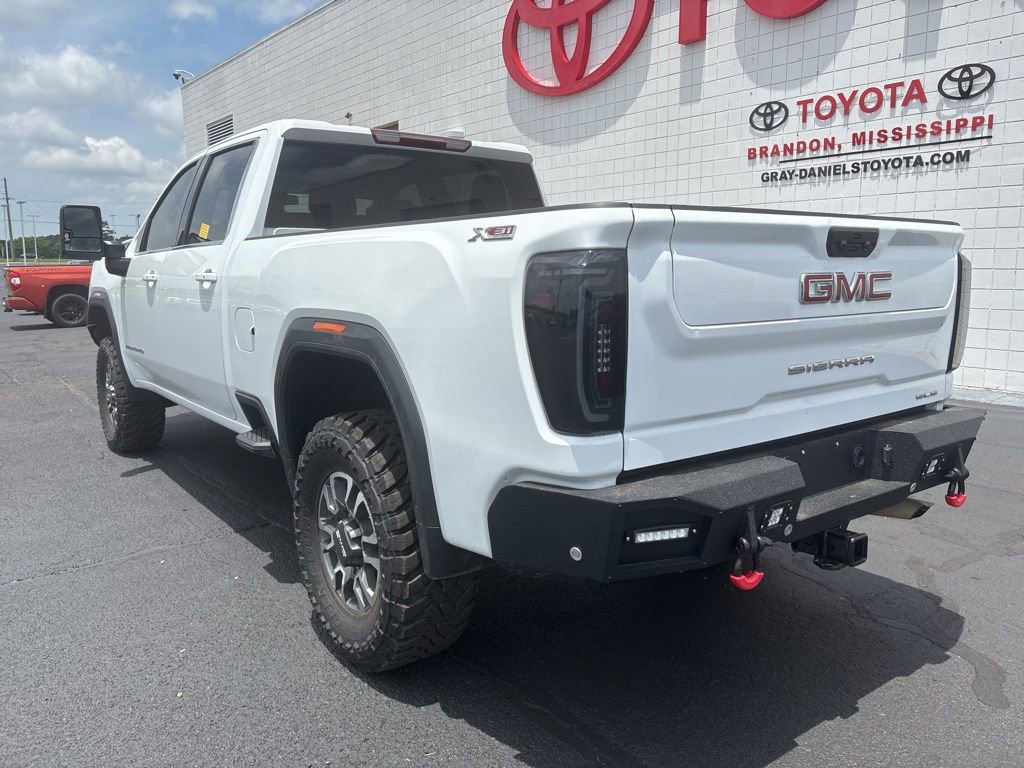 Used 2023 GMC Sierra 2500 SLE w/ SLE Value Package; AWD/4WD image 6