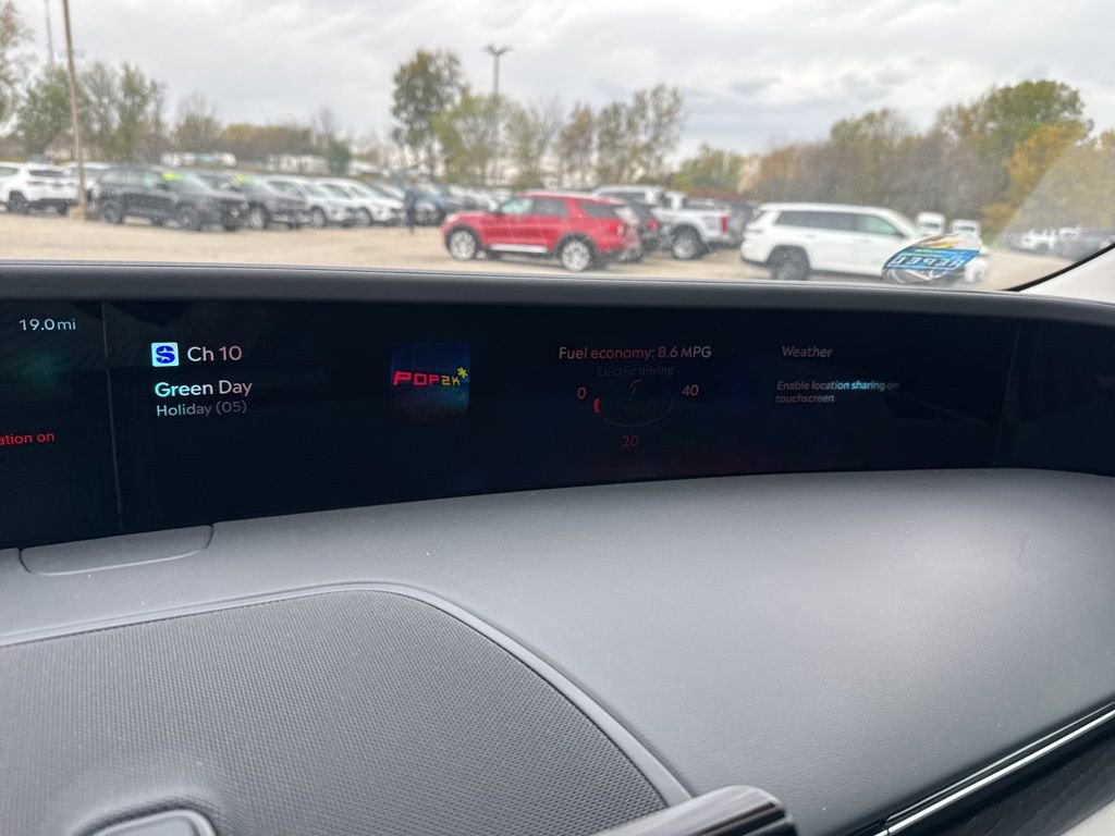 New 2025 Lincoln Nautilus Reserve image 14