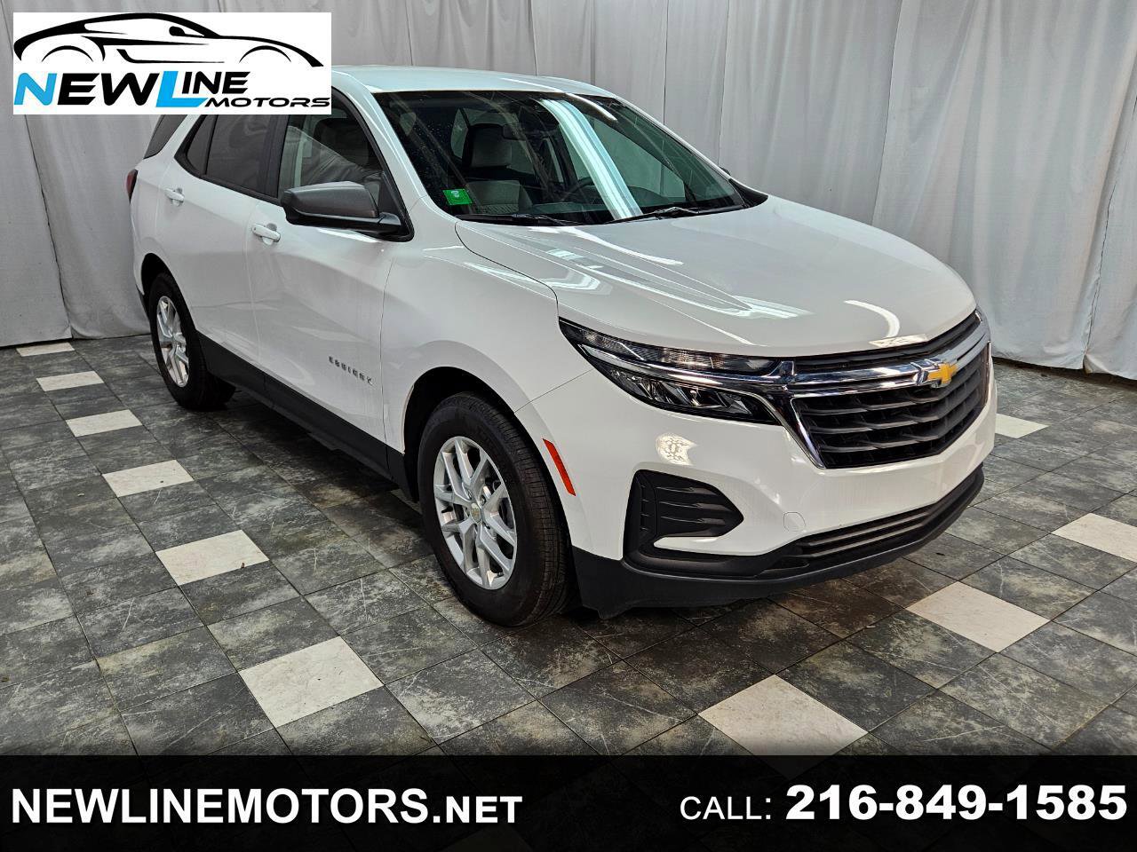 Used 2024 Chevrolet Equinox LS w/ LS Convenience Package image 1