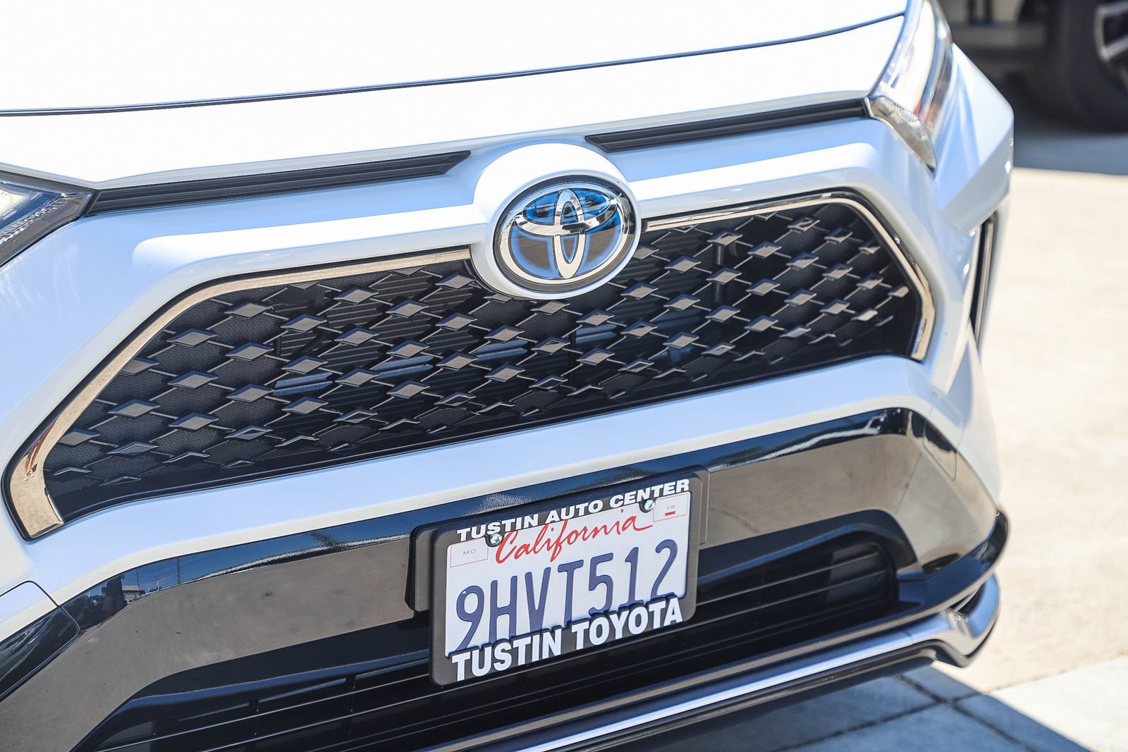 Used 2023 Toyota RAV4 XSE w/ Weather Package AWD/4WD image 5