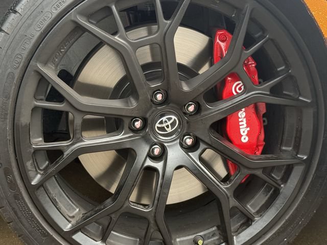 Used 2026 Toyota GR86 Premium w/ Performance Package RWD image 9