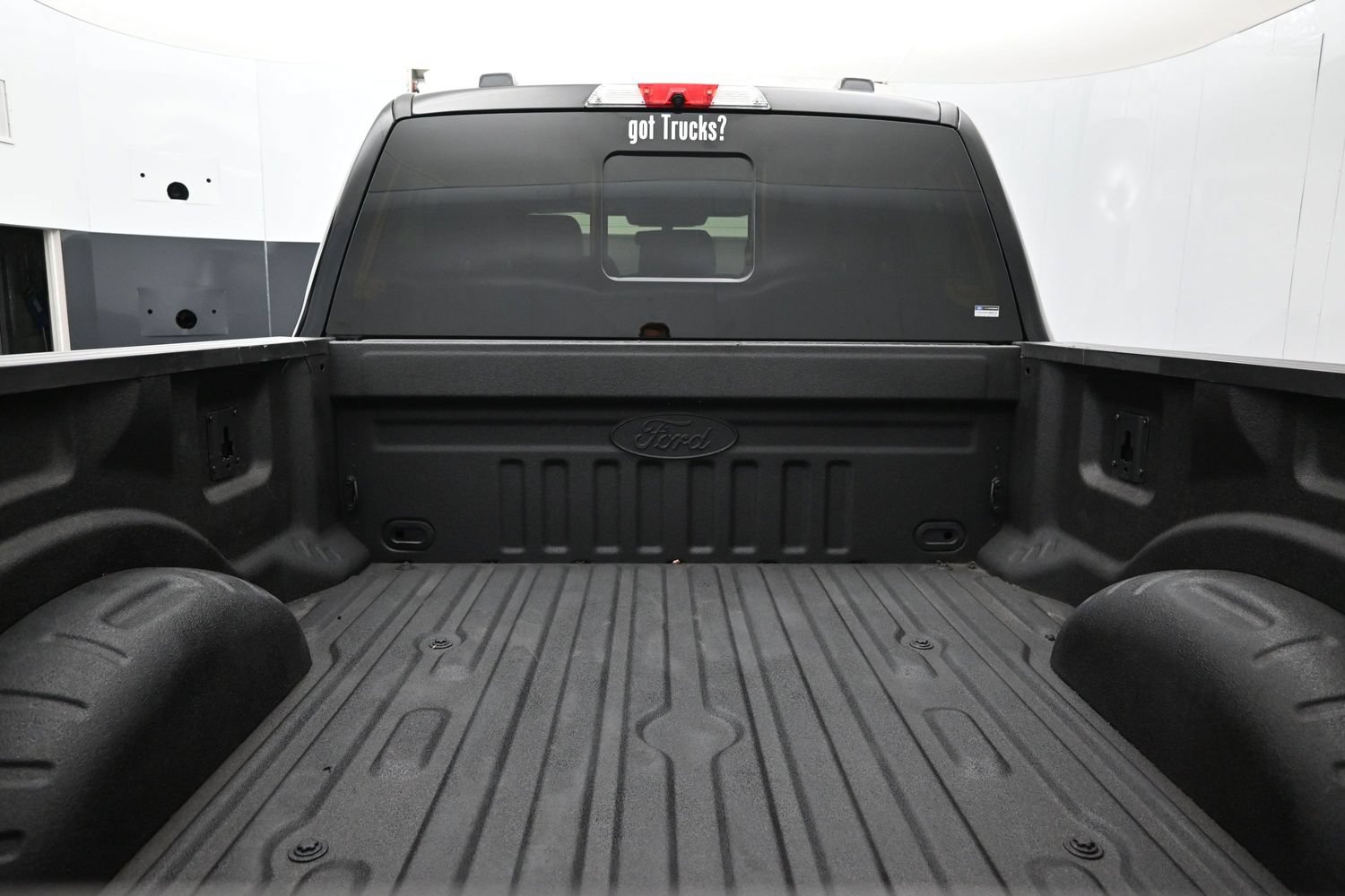 Used 2023 Ford F250 Lariat w/ Lariat Ultimate Package AWD/4WD image 7