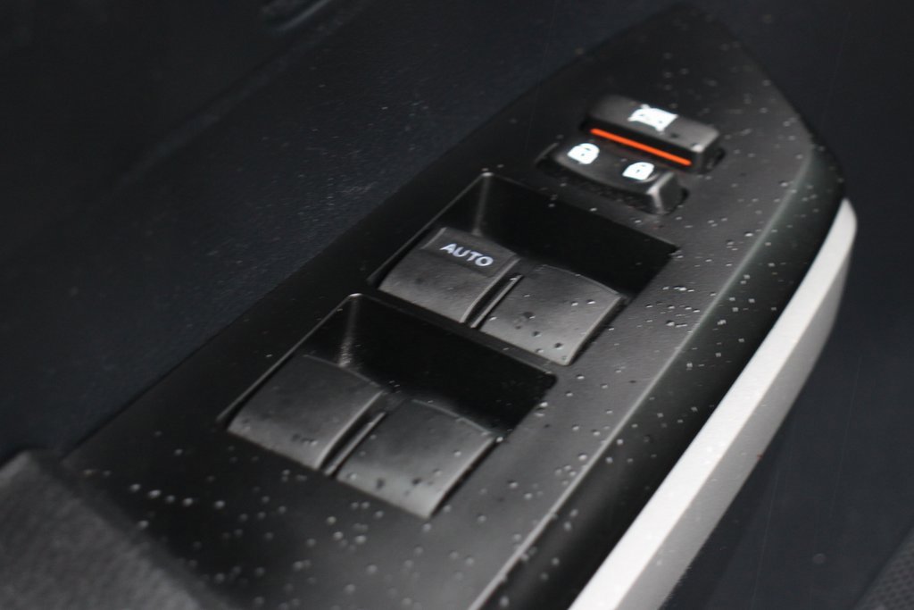 Used 2015 Toyota Tundra SR5 w/ TRD Off Road Package image 15