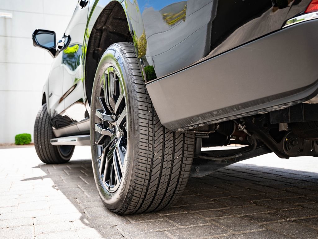 Used 2025 Chevrolet Tahoe Premier image 55