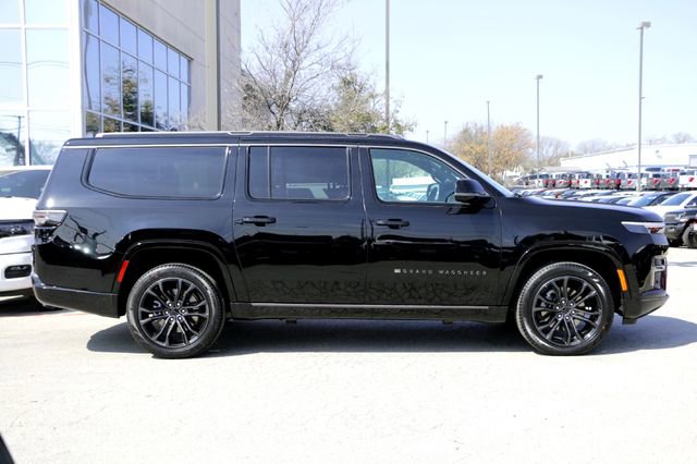 New 2026 Jeep Grand Wagoneer L Summit image 4