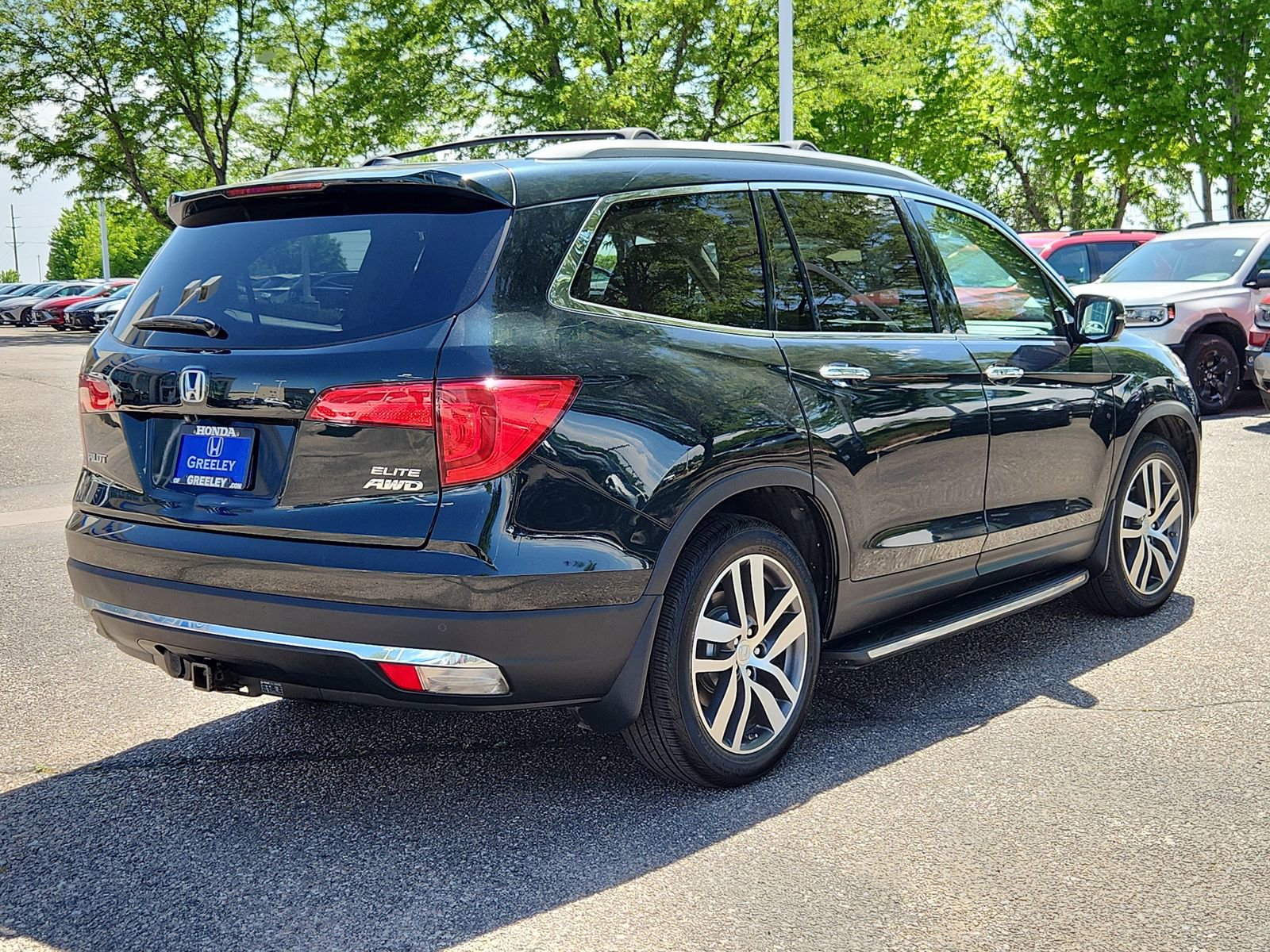 Used 2017 Honda Pilot Elite image 5