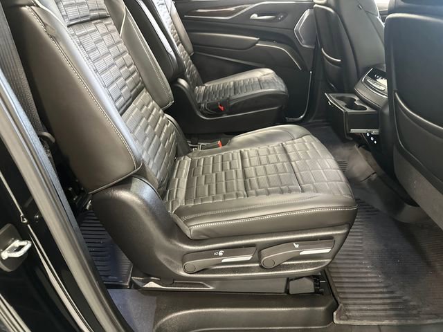 Used 2024 Cadillac Escalade ESV Sport Platinum w/ LPO, ONYX Package image 33