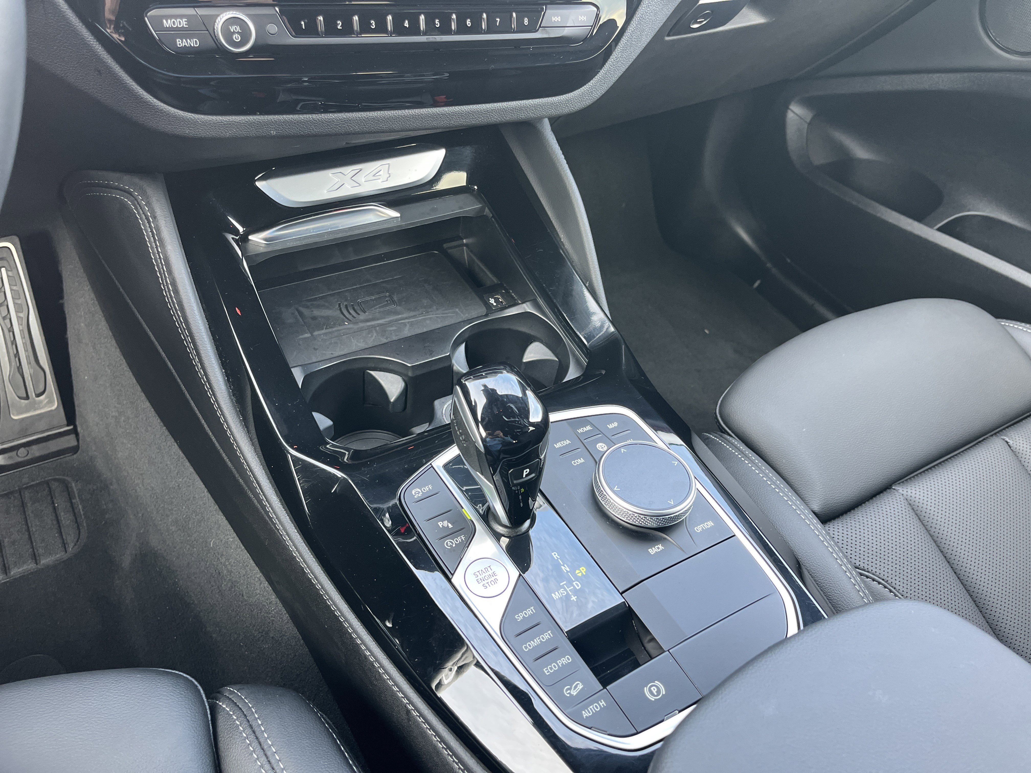 Used 2025 BMW X4 xDrive30i image 12