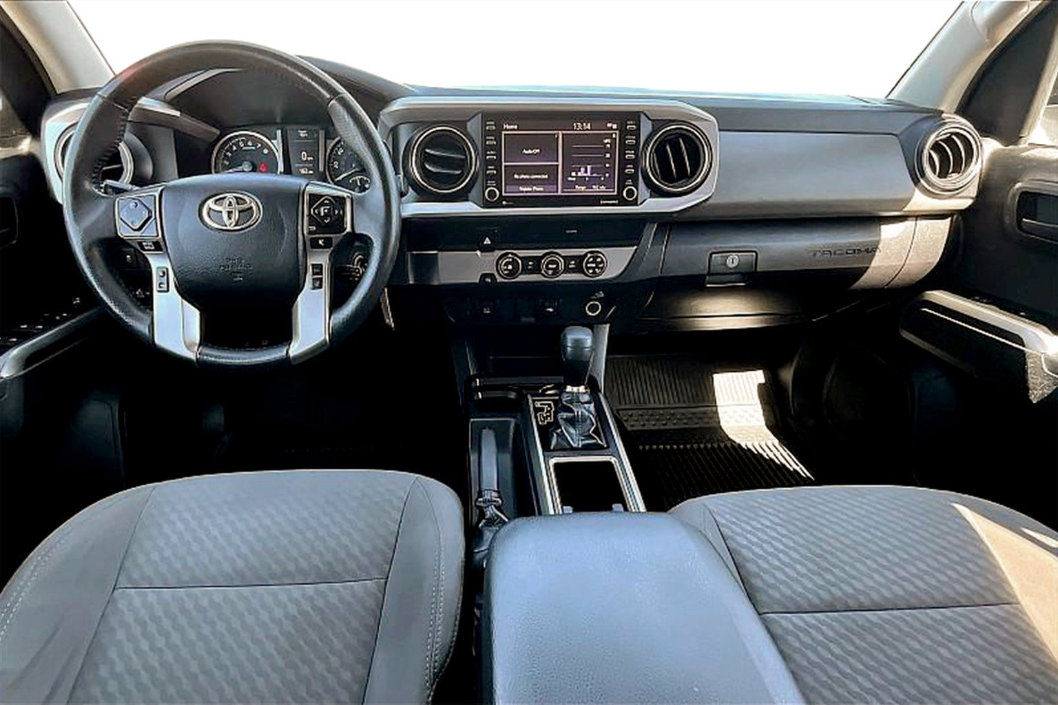 Used 2021 Toyota Tacoma SR5 image 15