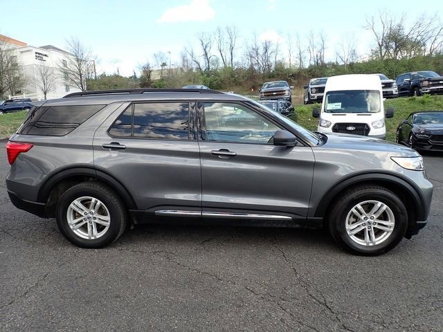 Used 2023 Ford Explorer XLT w/ Equipment Group 202A image 5