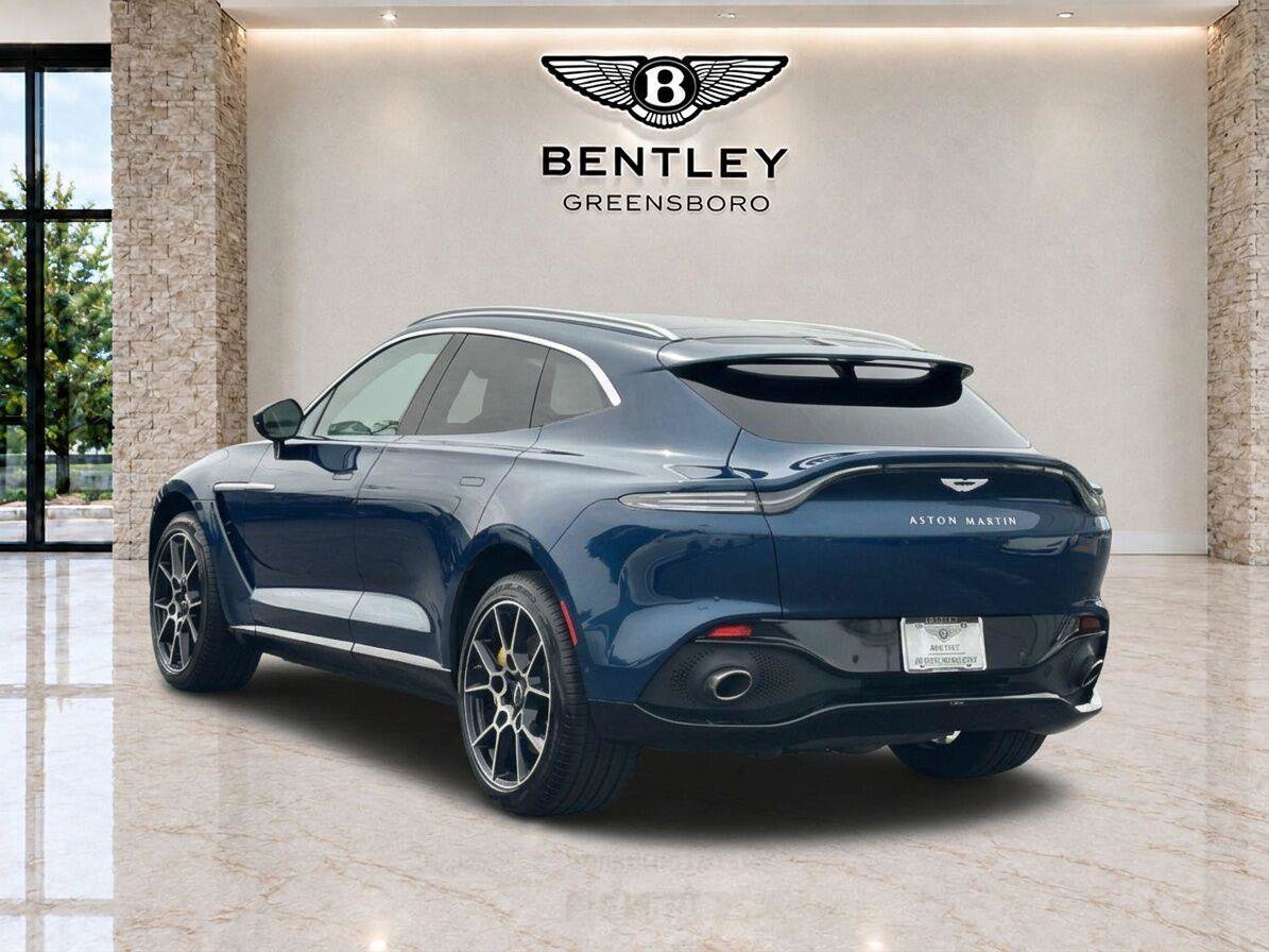 Used 2021 Aston Martin DBX AWD/4WD image 3
