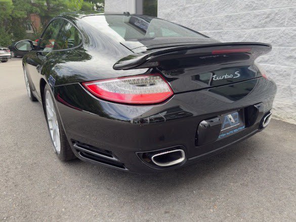 Used 2012 Porsche 911 Turbo S AWD/4WD image 35