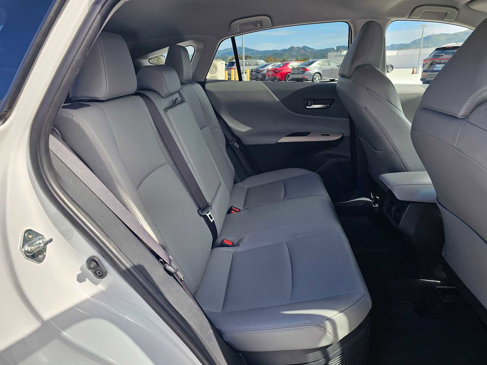 Used 2024 Toyota Venza Limited AWD/4WD image 12