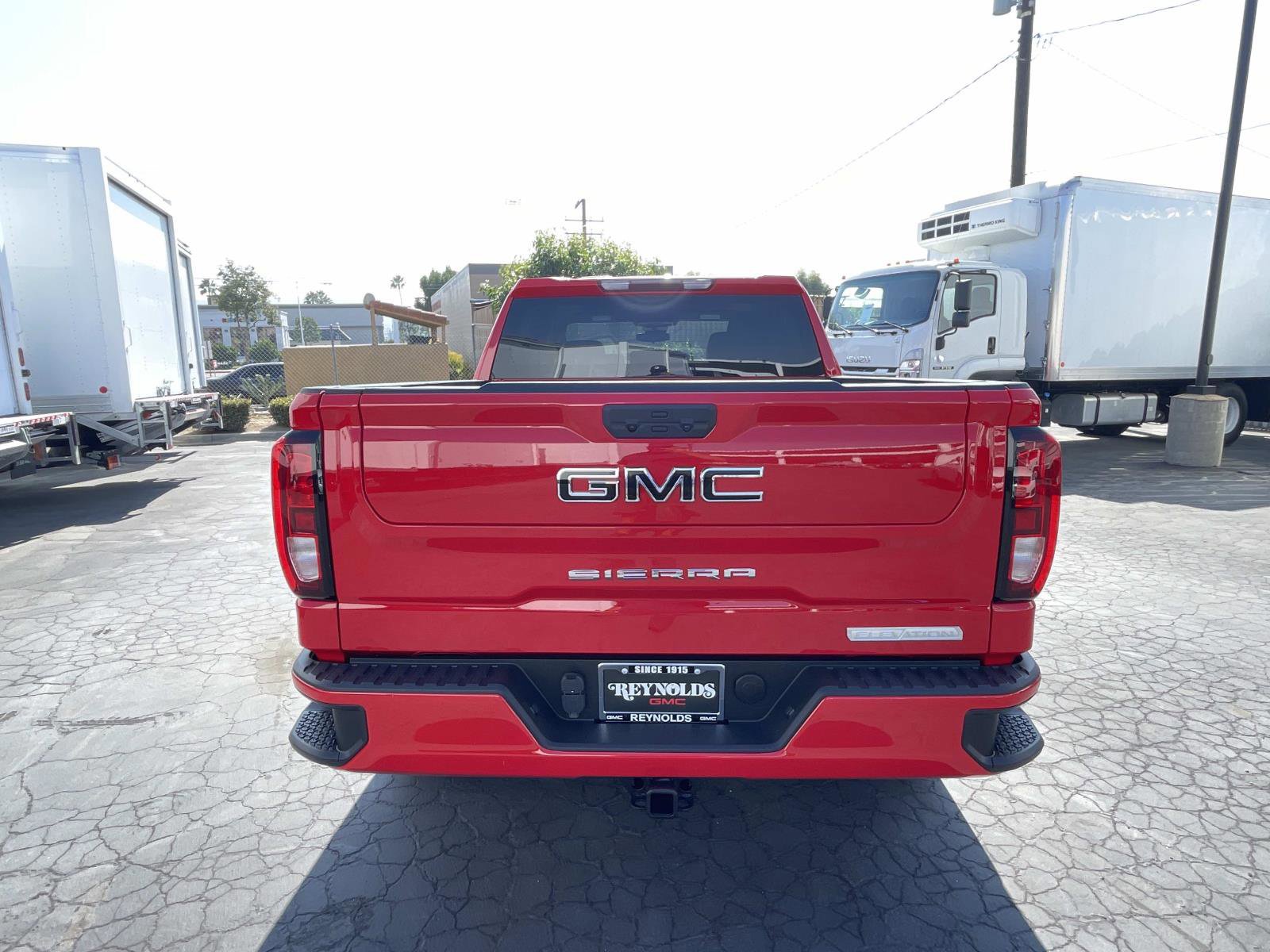 New 2026 GMC Sierra 1500 Elevation image 6