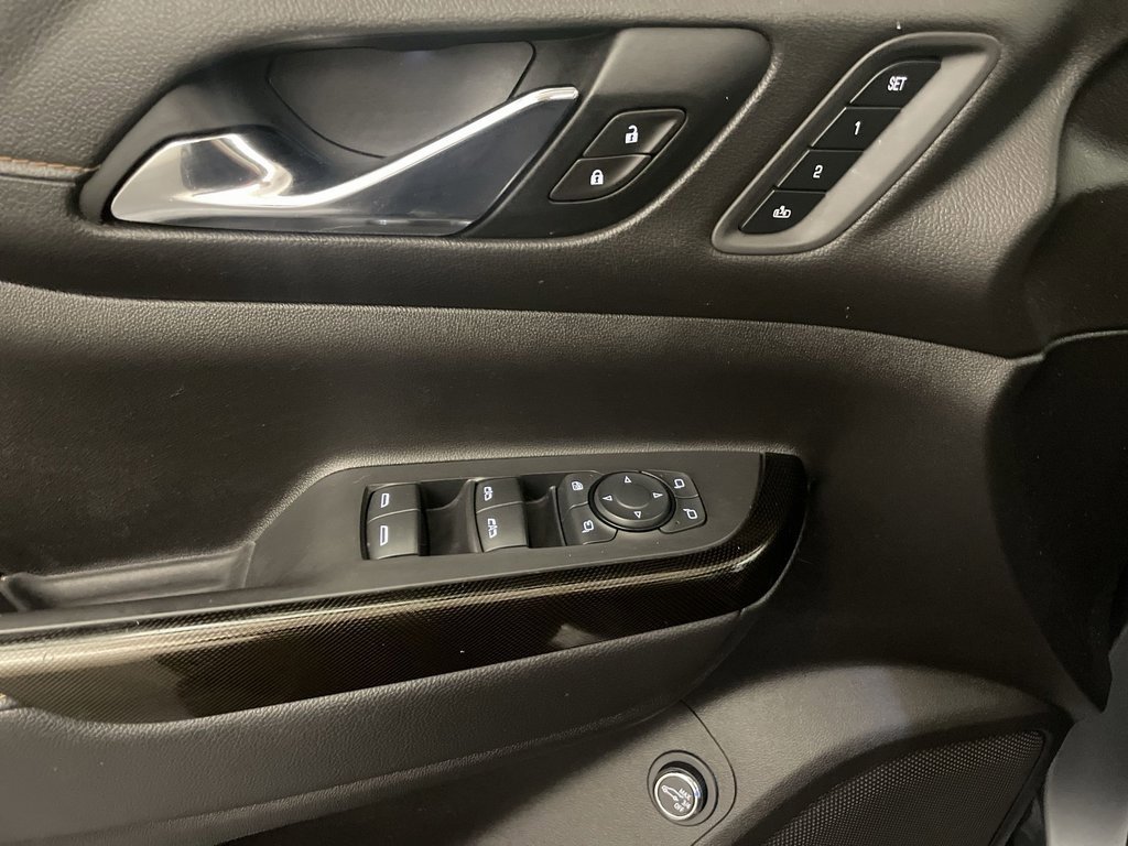 Used 2021 GMC Acadia AT4 w/ GMC Pro Grade Package image 18