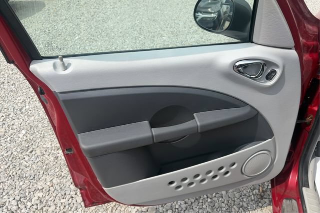 Used 2007 Chrysler PT Cruiser Touring FWD image 18