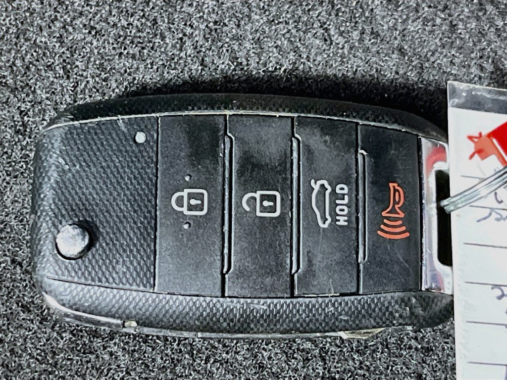 Used 2017 Kia Forte LX FWD image 32