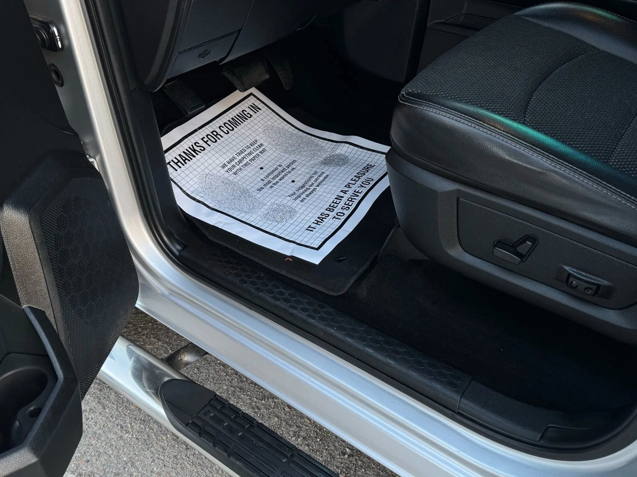 Used 2016 RAM 1500 Sport RWD image 12