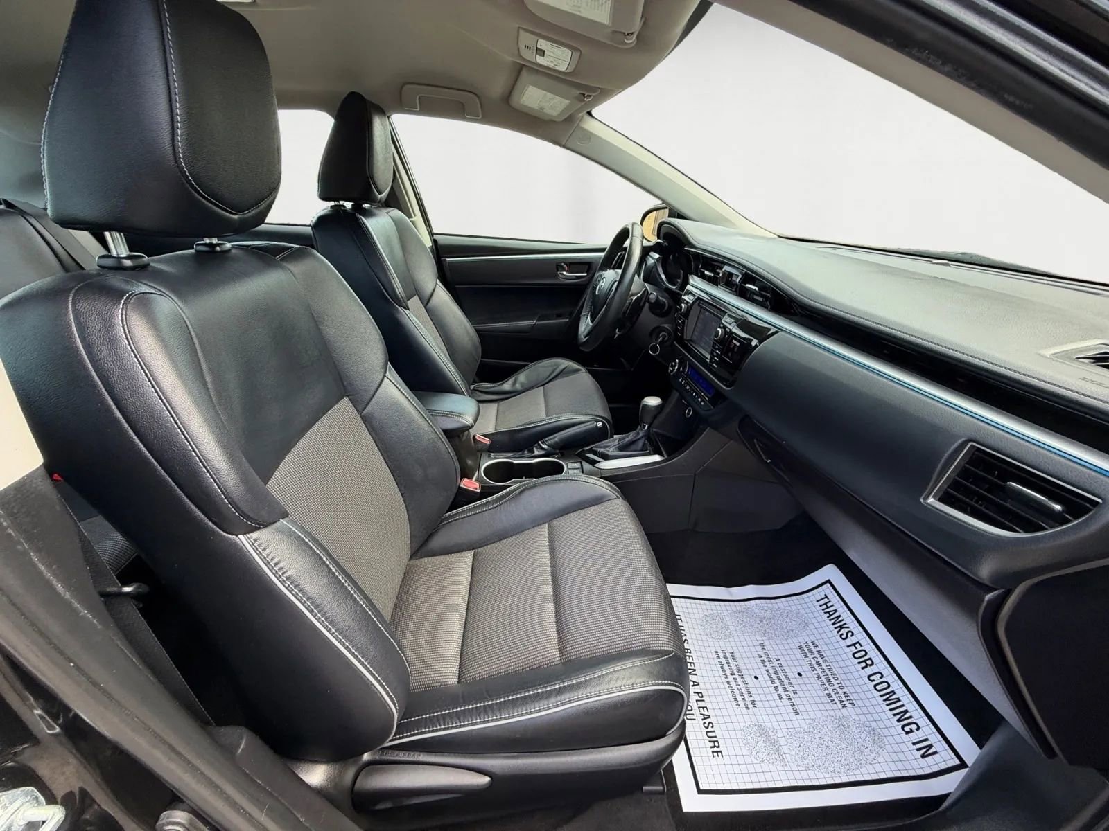 Used 2016 Toyota Corolla S FWD image 15
