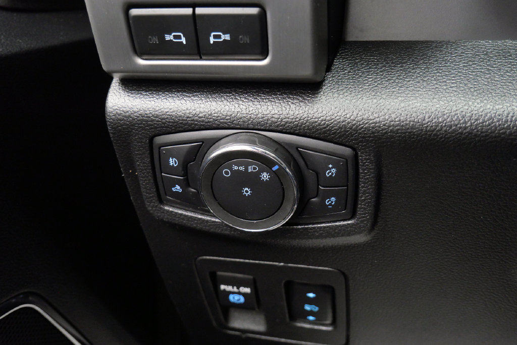 Used 2020 Ford F150 Platinum AWD/4WD image 27