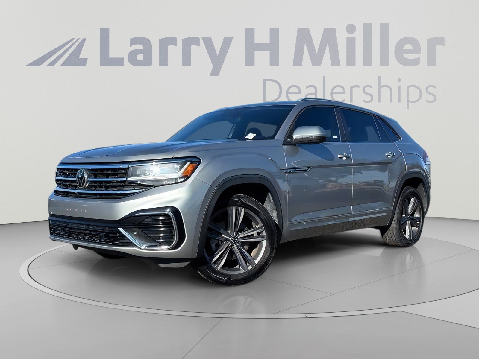 Used 2021 Volkswagen Atlas Cross Sport SE w/ Panoramic Sunroof Package AWD/4WD image 1