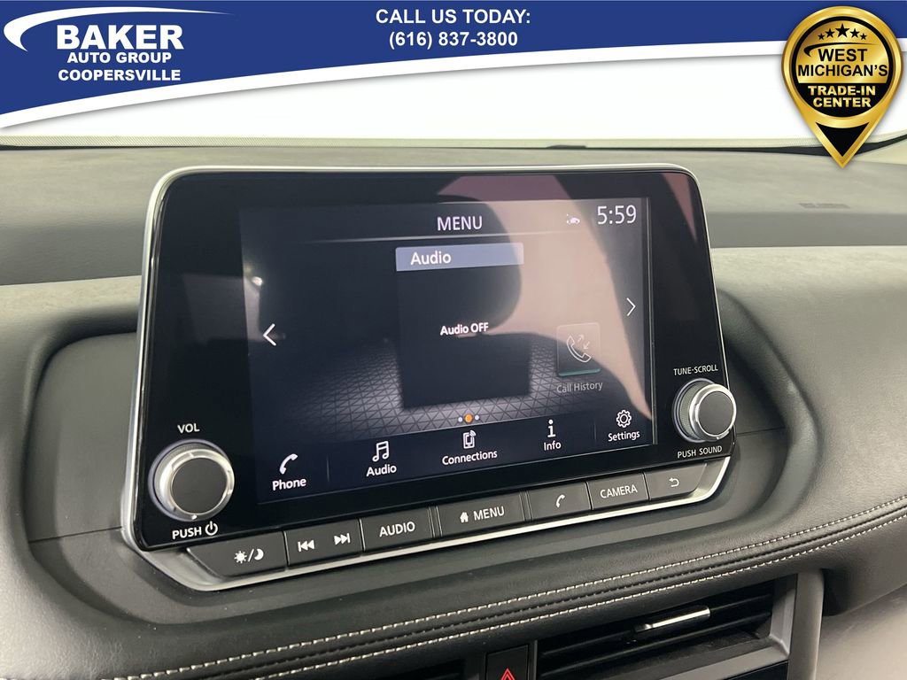 Used 2024 Nissan Rogue SV image 14