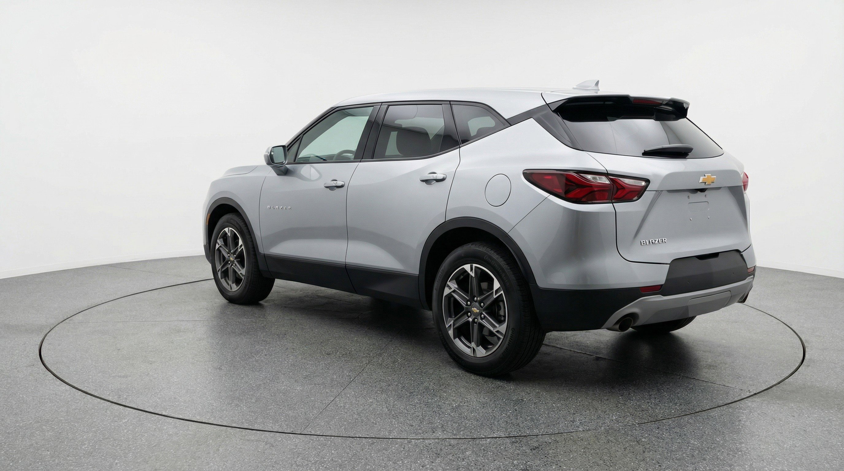 Used 2025 Chevrolet Blazer LT image 6