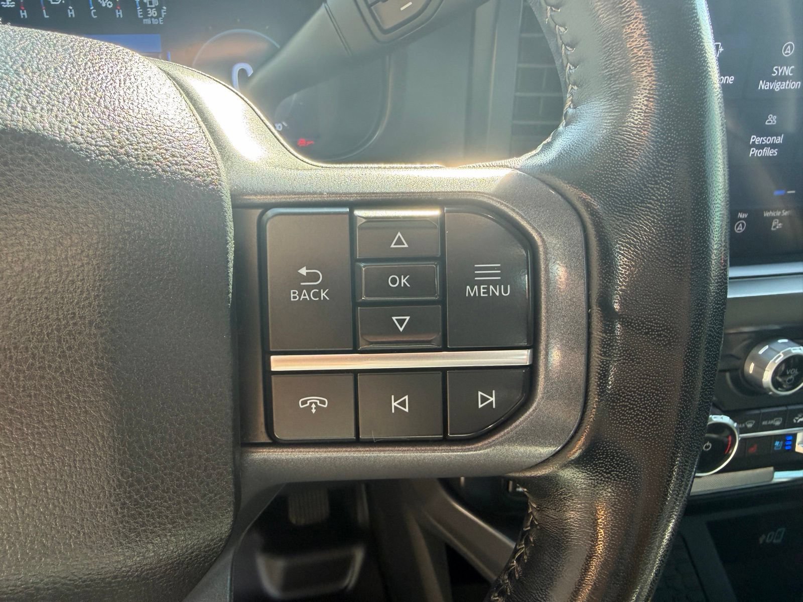 Used 2023 Ford F350 Lariat AWD/4WD image 17