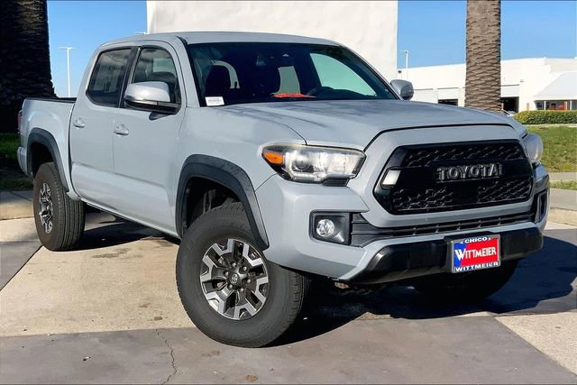 Used 2019 Toyota Tacoma TRD Off-Road image 2