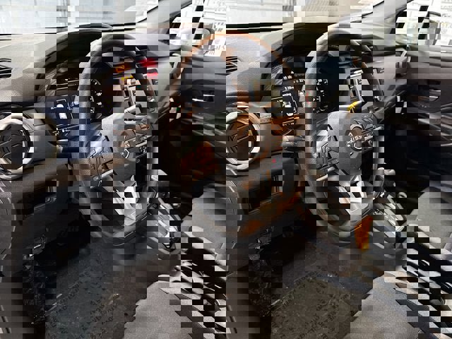 New 2025 Nissan Versa SV w/ Trunk Package image 9