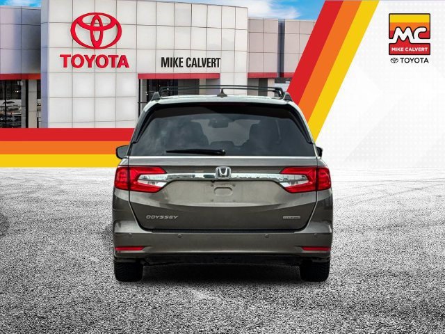 Used 2018 Honda Odyssey Touring image 4