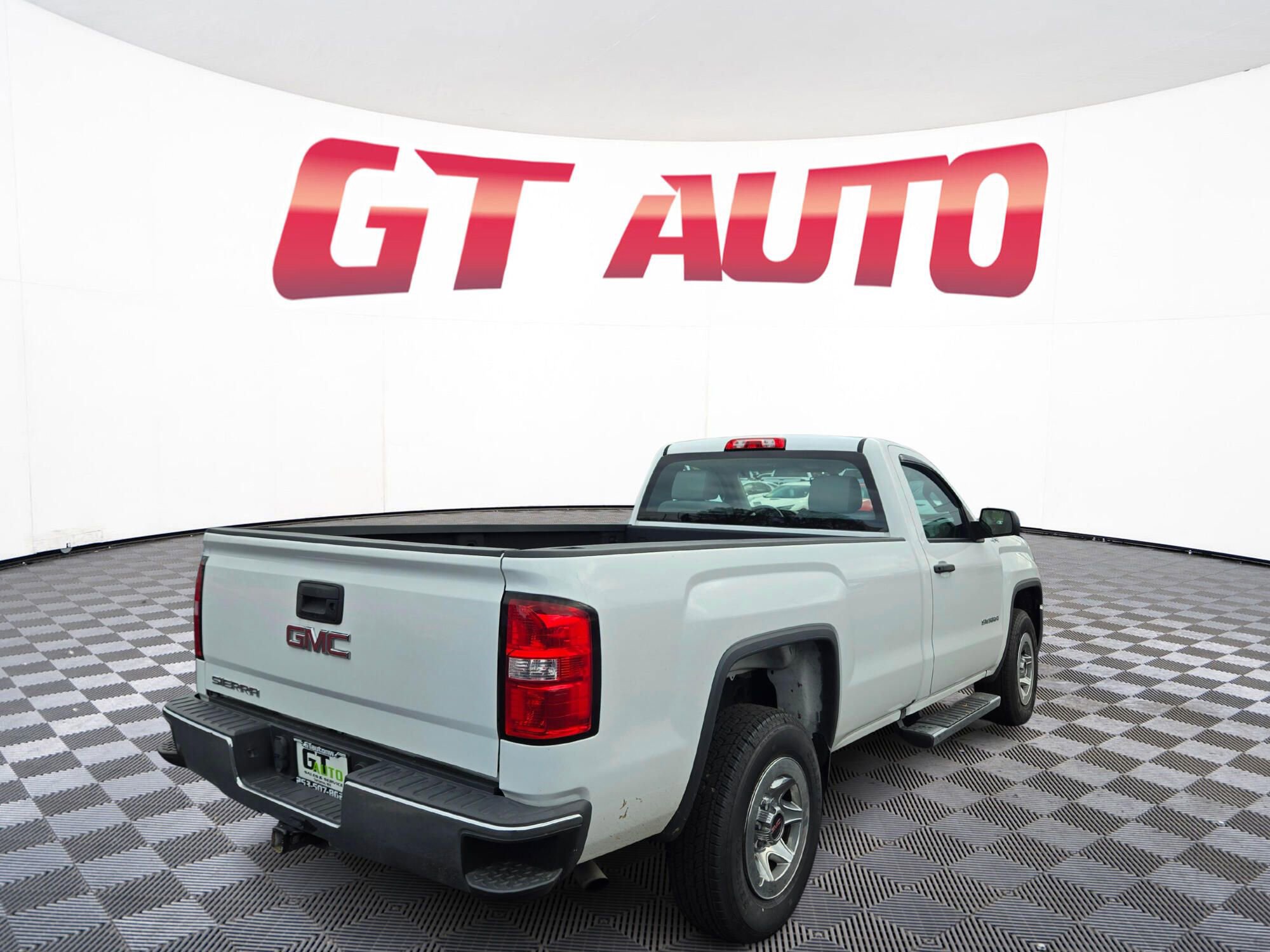 Used 2018 GMC Sierra 1500 4x4 Regular Cab image 6