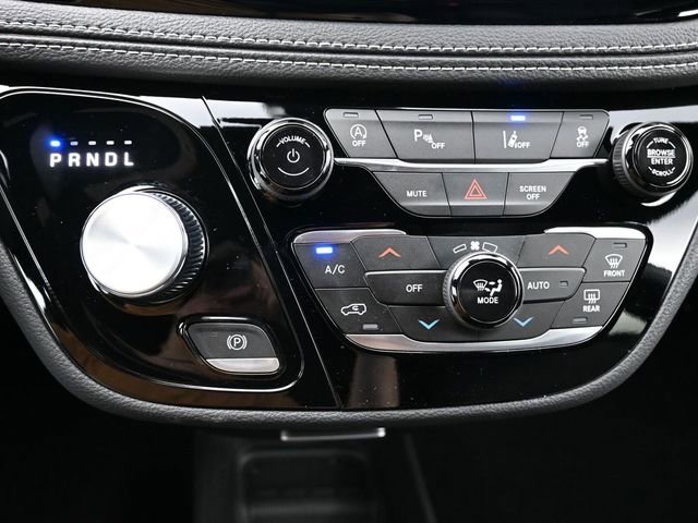 New 2026 Chrysler Pacifica Select image 35