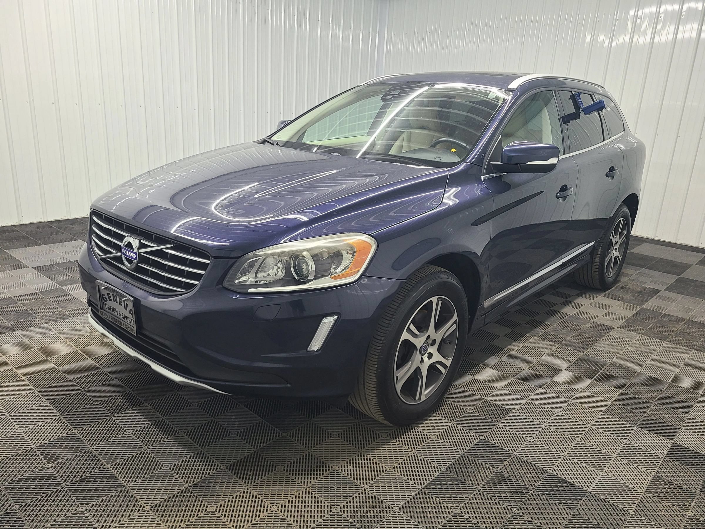 Used 2014 Volvo XC60 T6 AWD/4WD image 7