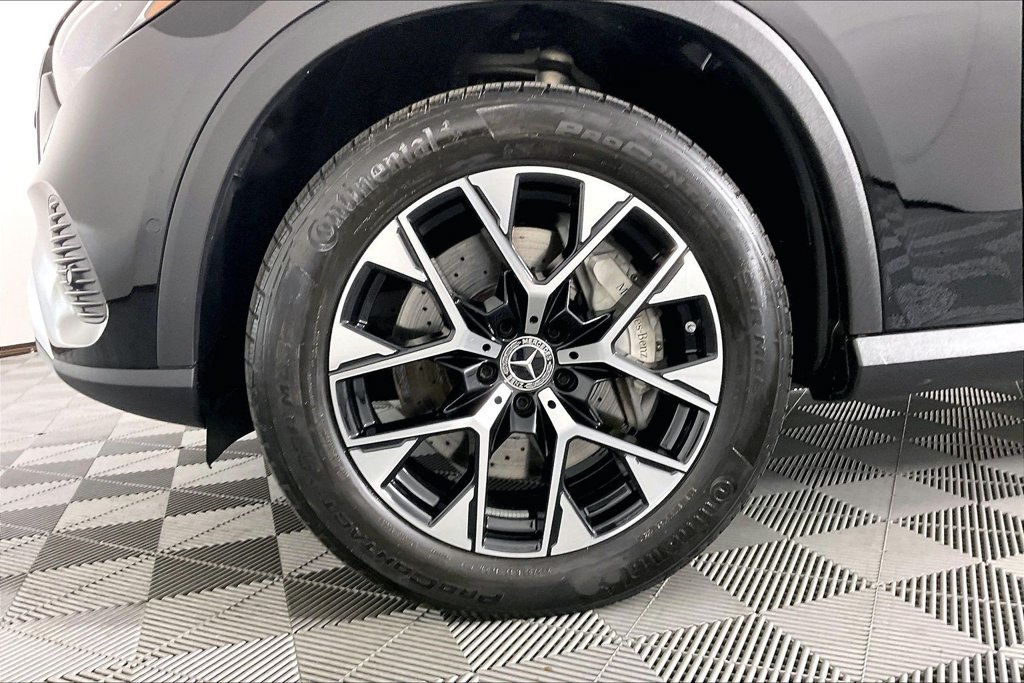 Certified 2025 Mercedes-Benz GLC 350e 4MATIC image 8