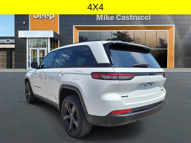Certified 2024 Jeep Grand Cherokee Limited w/ Black Appearance Package AWD/4WD image 6